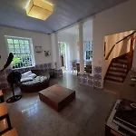 Linda Casa, Super Espacosa E Charmosa No Coracao De Botafogo
